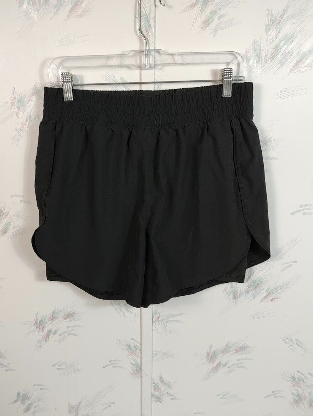 Avia Women's Black Athletic Shorts High Rise Spandex Lining Size Large